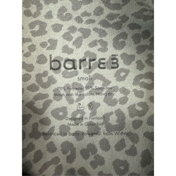 Barre3 High Waist Leggings Grey/Sage Leopard Print - Small - Picture 5 of 10
